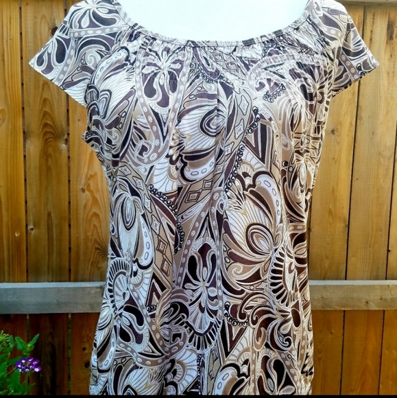 Liz Claiborne Tops - Liz Claiborne Brown Beige Scoop Neck Short Sleeve